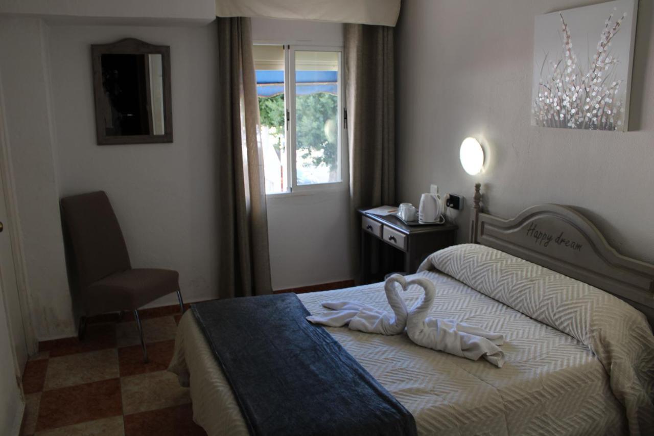 Virgen Del Rocio II Hotel Torremolinos Bagian luar foto