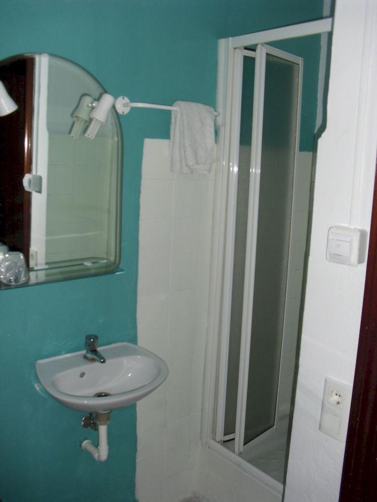 Virgen Del Rocio II Hotel Torremolinos Bagian luar foto