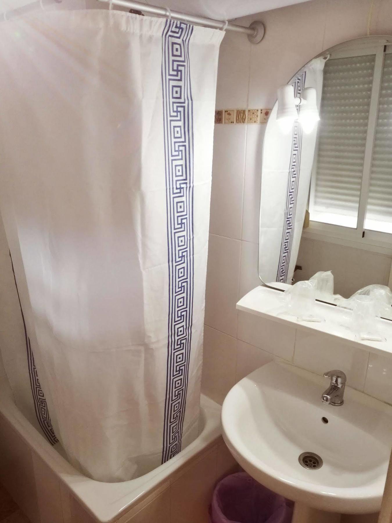 Virgen Del Rocio II Hotel Torremolinos Bagian luar foto