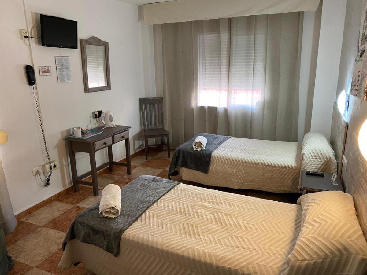 Virgen Del Rocio II Hotel Torremolinos Bagian luar foto